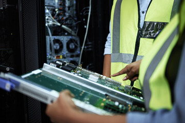 Leinwandbilder - IT technician, hands and maintenance in server room for working, programming and installation of motherboard for data. People, engineer and technology for repair or fixing, hardware and configuration