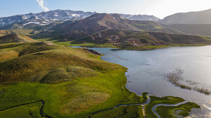 Wall Mural - Scenic views of Eğrigöl Lake and Geyik Mount which is on the Söbüçimen Plateau at the foothills of the Geyik Mountains of the Taurus Mountains, on the border of Konya and Antalya.