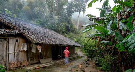 See the village of the Dao Tien ethnic minority in Cao Bang province, Vietnam
