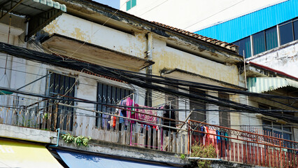 Wall Mural - run down houses in phnom penh city center