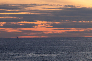 Poster - Sunset over the ocean