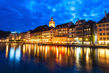 Wall Mural - Twilight scenery of lucerne riverfront