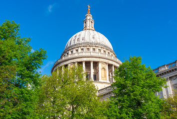 Canvas Print - St. Paul's cathedral dome in London, UK