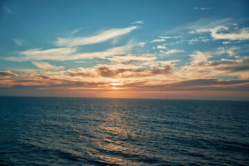 Wall Mural - sunset over the ocean