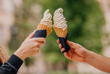 Dwa kręcone lody