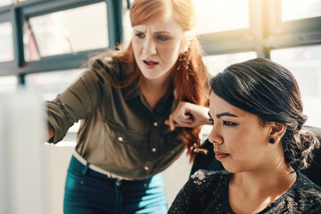 Aufkleber - Business people, computer and help with teamwork, women and conversation with ideas, project or online reading. Productivity, employees or coaching with pc, cooperation or collaboration with planning