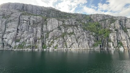 Wall Mural - Fahrt in norwegischem Fjord