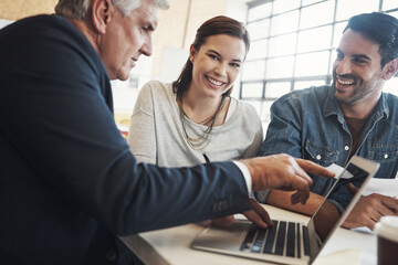 Fototapete - Consulting, couple and financial advisor with laptop for discussion, insurance plan or investment in office. Advice, screen and man broker with people for meeting, loan application or information