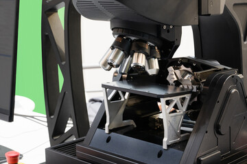 Leinwandbilder - Optic machine for precise measurement of part size and quality evaluation. Smart factory..