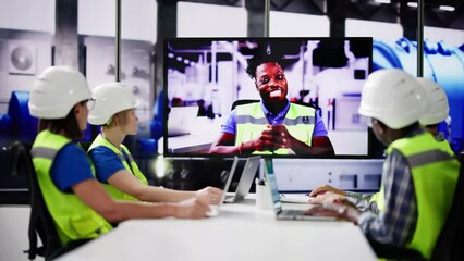 Canvas Print - Group Video Conference In Power Plant