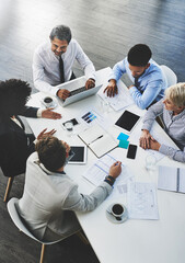 Aufkleber - Listening, meeting and graph for people, laptop and research for startup, online and top view of collaboration. Discussion, project and internet for news in boardroom, budget analyst group and team