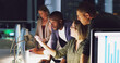 © peopleimages.com - Graphs, teaching or business people on computer for research, stock market or economy growth. Group training, woman coaching or traders talking for learning charts, inflation or teamwork at night