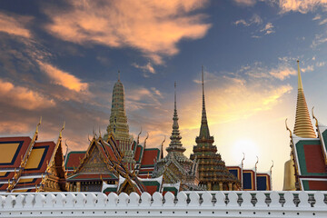 Wall Mural - Wat Phra Kaew, The Grand Palace while sunset, Bangkok, Thailand, Southeast Asia