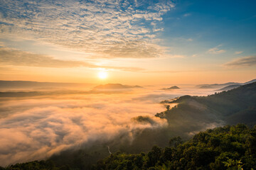 Canvas Print - Sunrise and the mist in winter morning