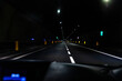 © PhotoMet - viaggiare in una galleria buia in autostrada