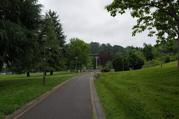 Canvas Print - Path in the park