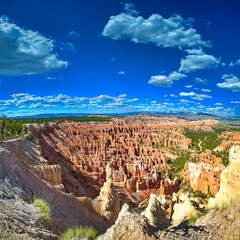 Canvas Print - Amazing panoramic view of Bryce Canyon in summer season