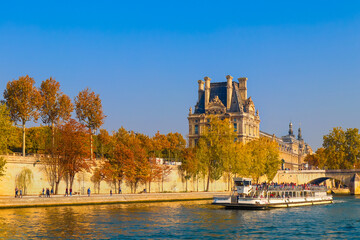 Wall Mural - Autumn in Paris, France