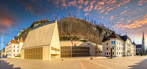 Canvas Print - Landtags- und Regierungsgebäude, Vaduz, Liechtenstein