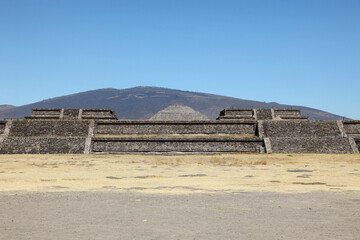 Wall Mural - View of Ancient ruins of the Aztec and Pyramids at Teotihuacan, Mexico