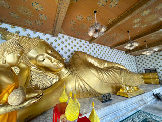 Wall Mural - The most beautiful Viewpoint Reclining Buddha  Wat Yai Chaiyamongkhon ,Buddhist temple in Ayutthaya, Thailand 