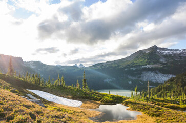 Canvas Print - Mountains lake