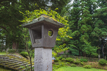 Canvas Print - 青森 岩木山神社 苔むす石灯篭