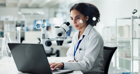 Aufkleber - Research, laptop and woman in lab, microscope and testing with science experiment, biotech and medicine. Results, researcher and employee with equipment, pc or study with sample analysis or medical