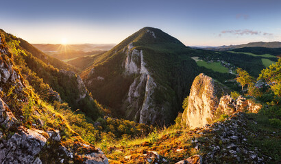 Poster - Maninska Tiesnava - Slovakia mountain panorama at sunset