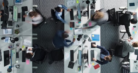 Aufkleber - Timelapse Top Down View Of Diverse Male And Female Colleagues Working On Desktop Computers In the Corporate Office. Professional Managers And Financial Analysts In the Dynamic Work Environment.