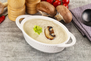 Wall Mural - Delicous mushroom champignon cream soup