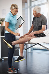 Canvas Print - Physical therapy, senior patient and knee injury with medical consultation, exam and assessment of muscle progress. Chiropractic, doctor or people with documents, checklist and leg recovery in physio