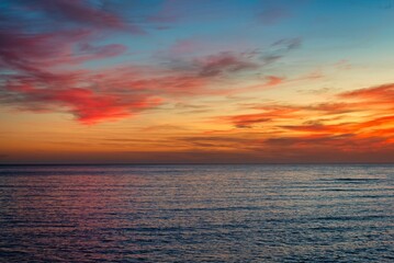 Poster - Stunning sunset over the ocean in Santa Cruz, California