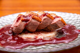 pieczona pierś z kaczki, roast duck breast