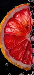 Poster - a grapefruit in water