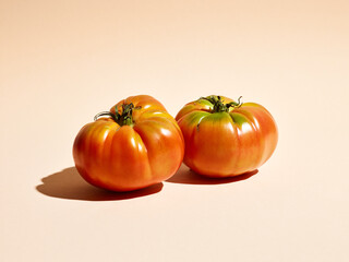 Canvas Print - natural farm tomatoes on a beige background