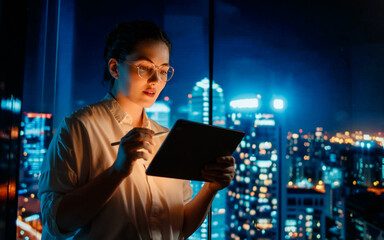 businesswoman working on tablet pc