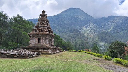 candi gedongsongo central java