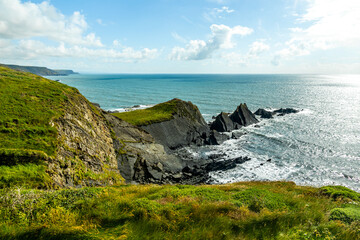 Wall Mural - Eine Schöne Wanderung zum Hartland Point mit seinen wunderschönen Leuchturm und eine traumhaften Meerkulisse - Devon - Vereinigtes Königreich