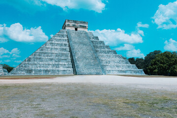 Mexico - Chichen Itza - El Castillo - Temple of Kukulcan