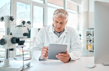 Aufkleber - Mature man, scientist and tablet for medical research, review and pharmaceutical in lab as employee or staff. Male person, doctor and tech for results, feedback or healthcare for science or medicine