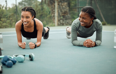 Poster - Outdoor, fitness and women with plank for morning exercise, balance or core workout routine. Court, athlete and friends with smile for endurance challenge, physical activity or muscle gain in Atlanta