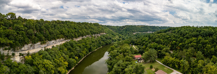 Vacation and rental homes in the Kentucky River valley canyon near Harrodsburg in the Bluegrass region.