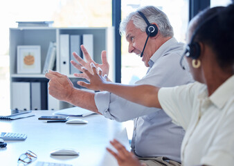 Canvas Print - Angry, screaming and call center people in office with frustration for online customer complaint. Upset, shouting and man telemarketing agent with stress for technical support consulting glitch.