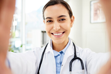 Canvas Print - Doctor, smile and portrait of woman with selfie for healthcare, memory and hospital website. Happy, professional and person with digital photography at work for medical service, update or online post