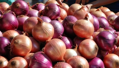 Poster -  Bright and fresh onions in a pile