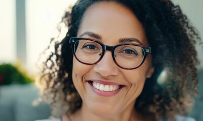 Poster - Portrait of a smiling woman with eyeglasses looking at camera