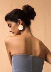 Poster - Woman wearing a Strapless back strapless earring.