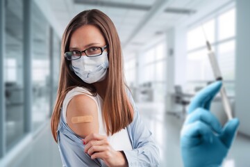 Canvas Print - People getting medical vaccination in hospital