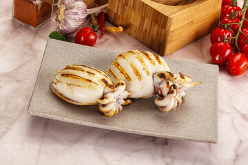 Wall Mural - Grilled cuttlefish in the plate